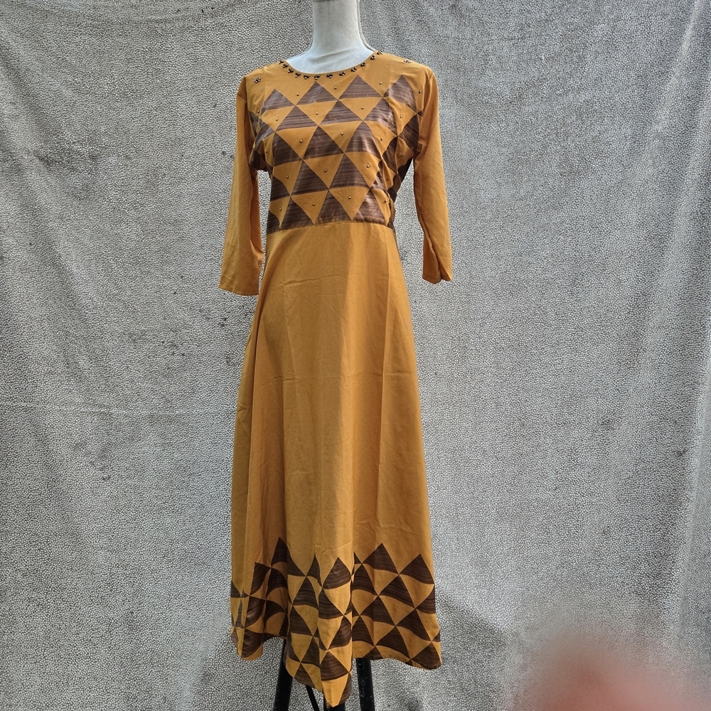 Elegant Long Sleeve Dress with Triangle Pattern